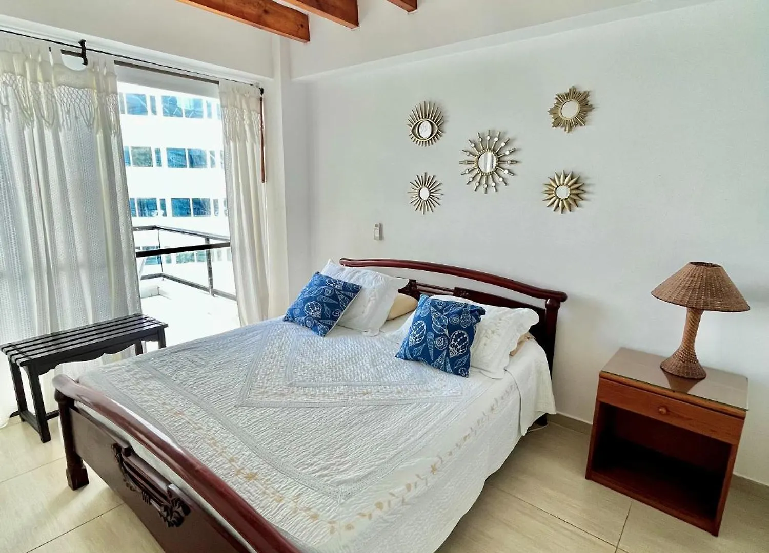 Apartamento En El Centro De San Andres Islas Con Vista Al Mar- Edificio Bay Point 703 San Andrés